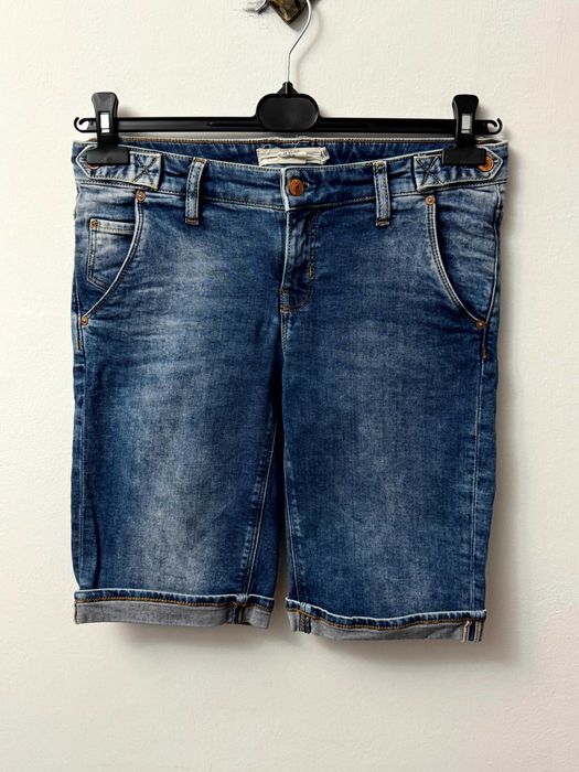 Spodenki jeansowe do kolan bermudy szorty jeans shorts HM rozmiar W29 40 L