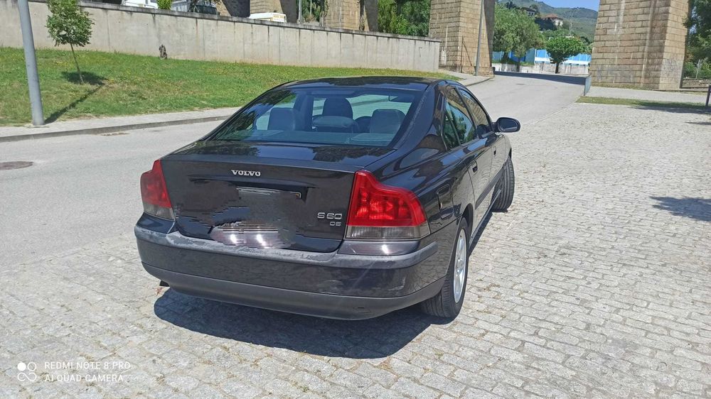Vendo Volvo S60 D5 de 2002 188cv