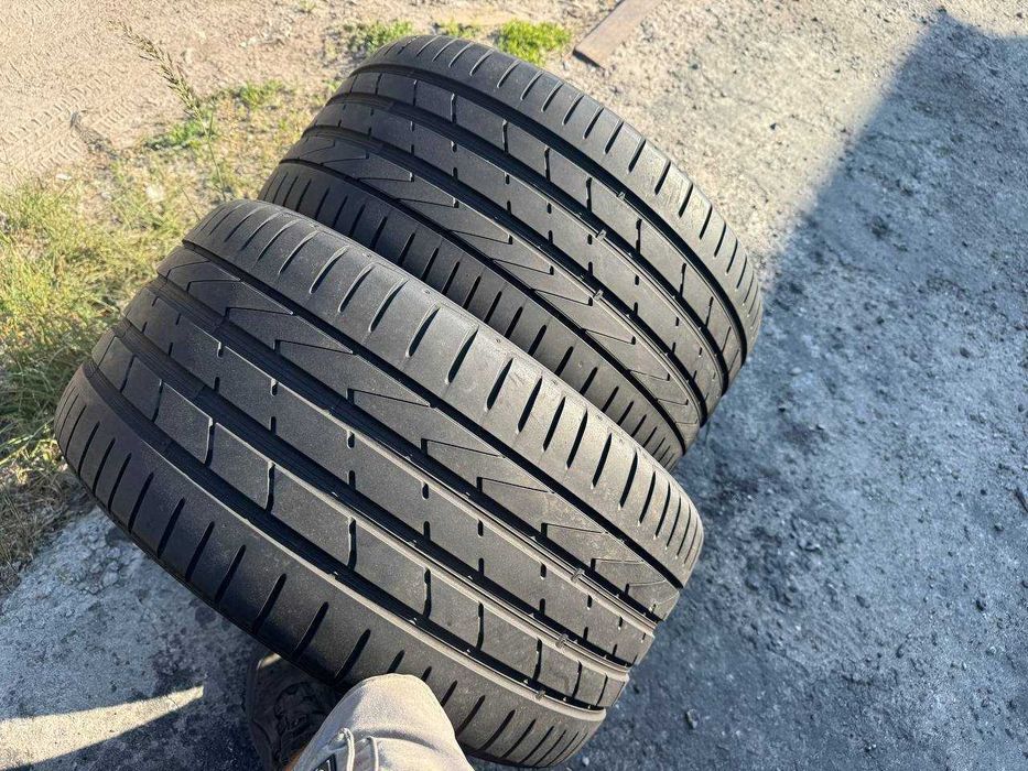 Шини літо 285/35/R18 Hankook Ventus S1 Evo 2