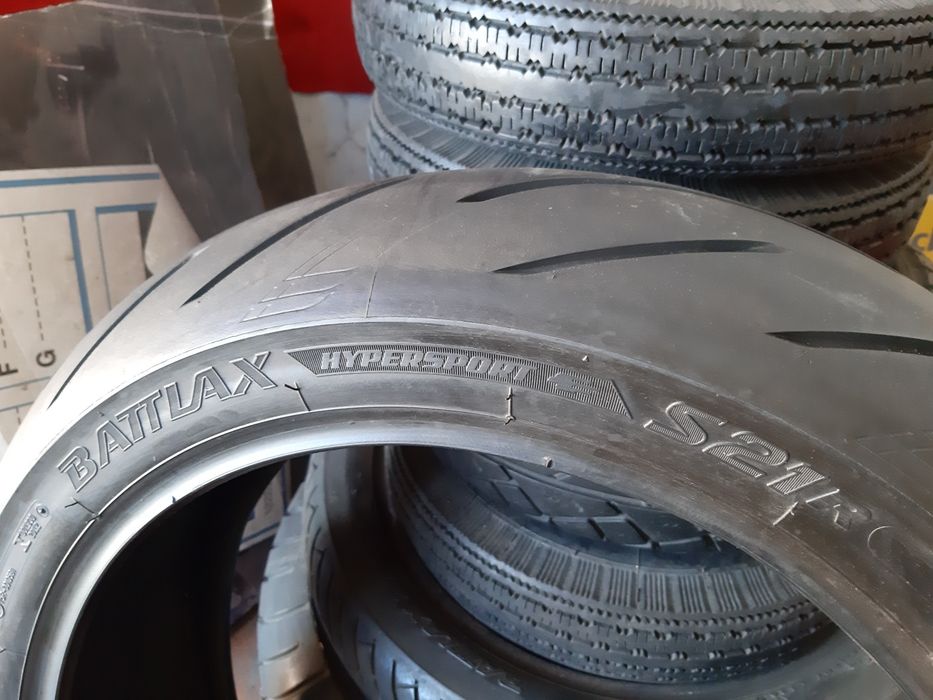 Мото шина 190/55ZR17 Bridgestone Battlax S21 2021р з Німеччини