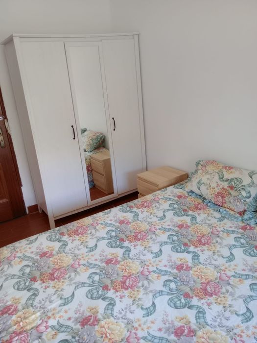 Arrenda-se Quarto - Rinchoa