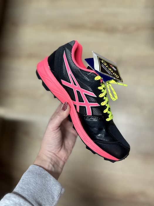 Трекінгові кросівки Asics  gel-Fuji setsu 2 на gore-tex розмір 38