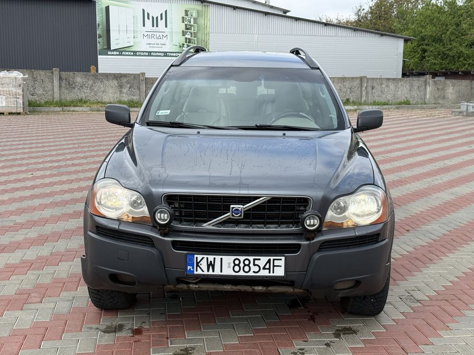 Продам Volvo XC90