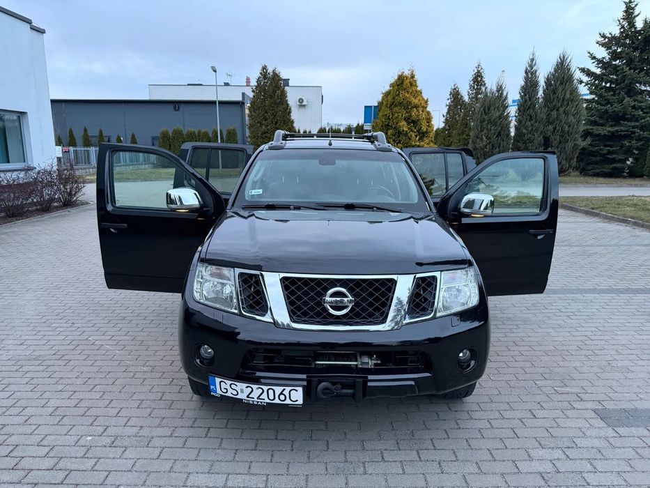 Nissan Navara PL Salon*EL.Szyberdach*WYCIĄGARKA*2 X KPL KÓŁ*ORYGINAŁ*1 Właściciel