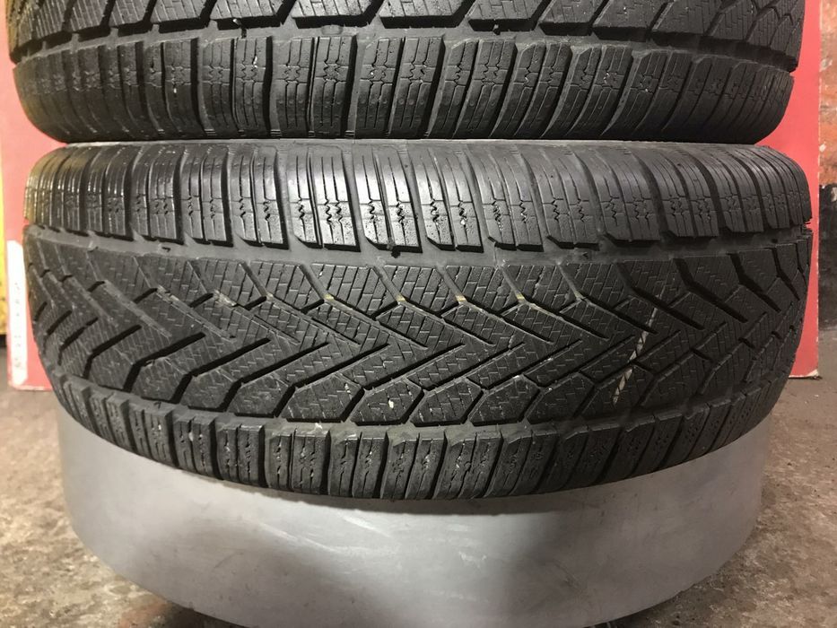 215/60/16 Semperit SpeedGrip 2