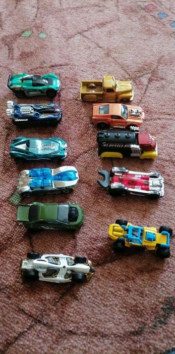 samochody hotwheels