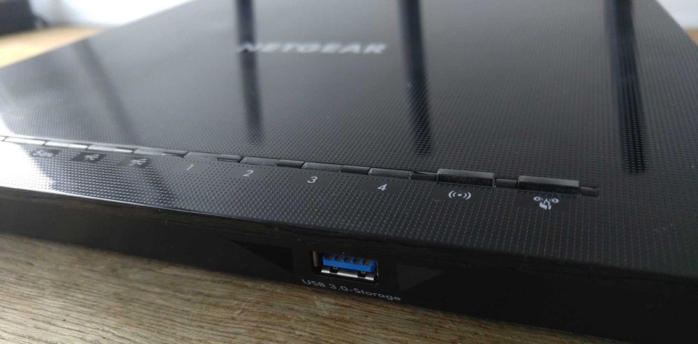 2,4+5 Ггц AC роутер NETGEAR Nighthawk AC1750 R6400v2 (США)