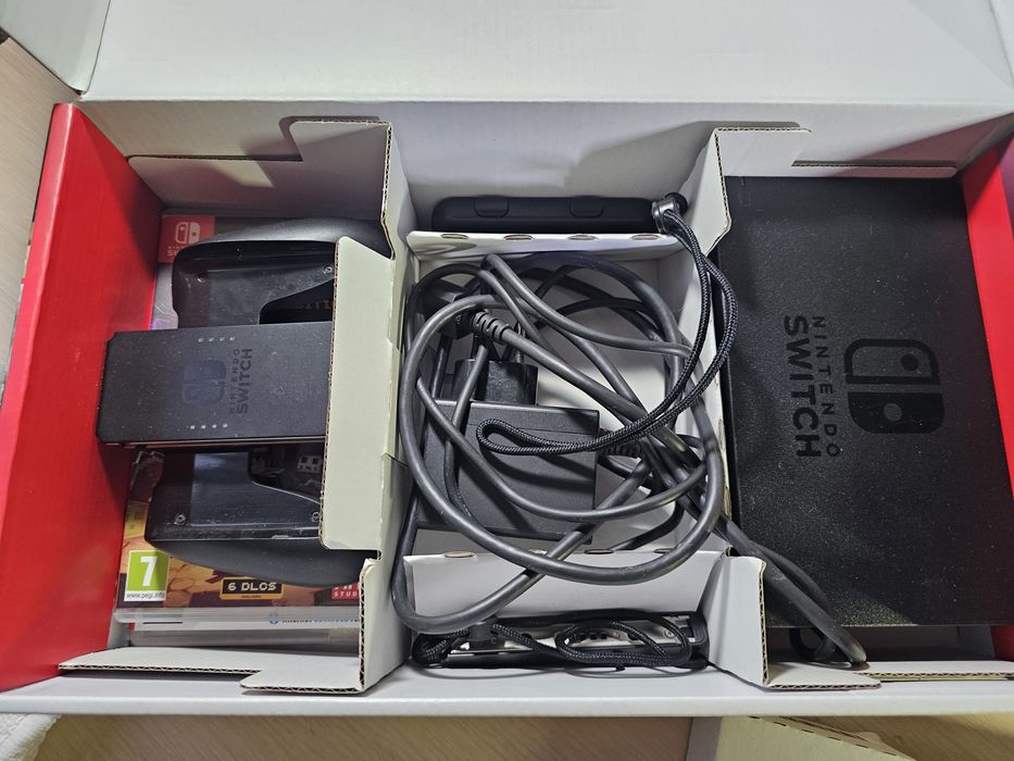 Ігрова приставка Nintendo Switch