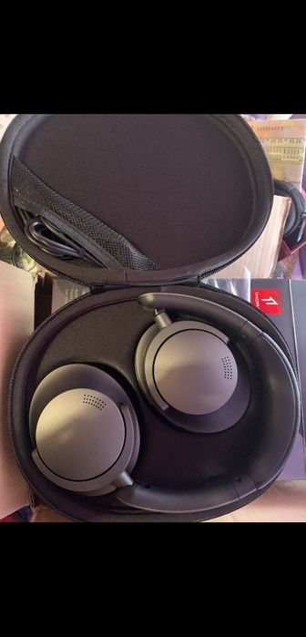 Викрали з авто особисті речі