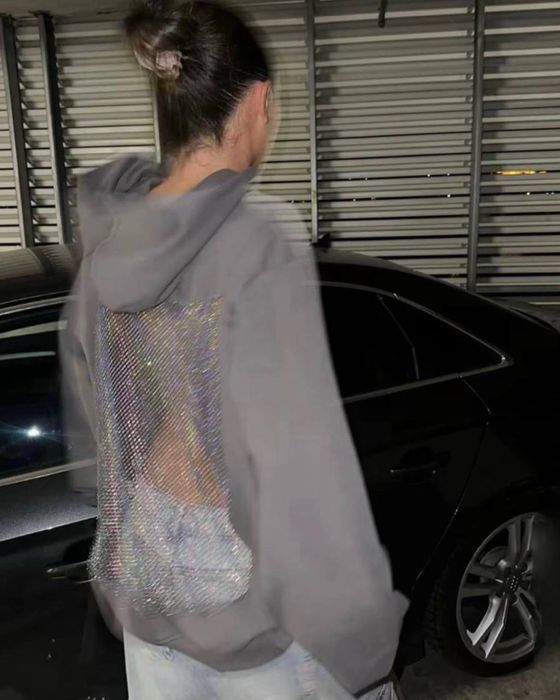 Худі з відкритою спиною. Жіноче худі з сіткою на спині. Худі з блиском