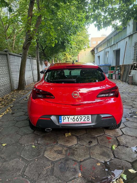 Opel Astra GTC 2.0 CDTI | Felgi 20" | Bi-Xenon | Infinity | Po wymianie rozrządu