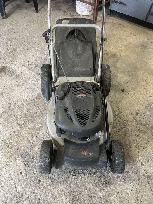 Sprzedam kosiarke Alko uszkodzona