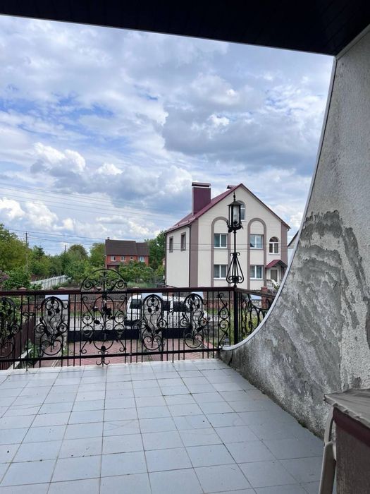 Продаж будинку в Лезнево