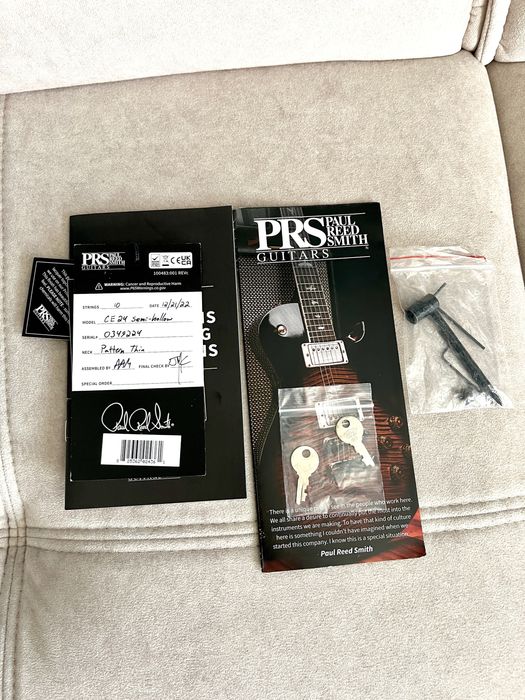Gitara PRS CE 24 Semi Hollow USA
