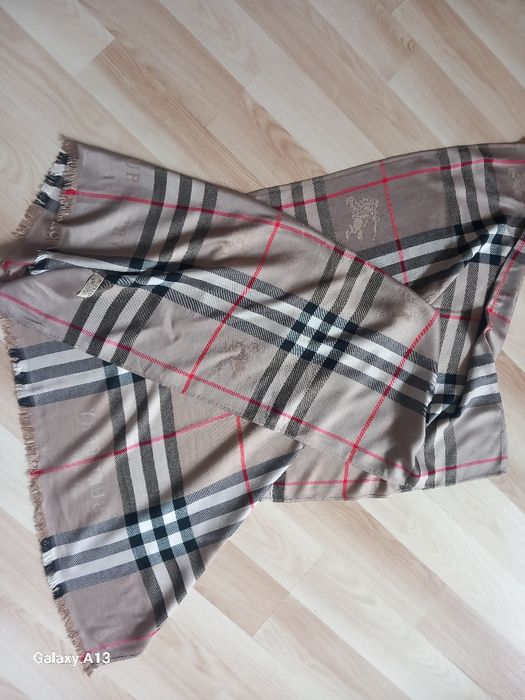 Duży kaszmirowy szalik burberry