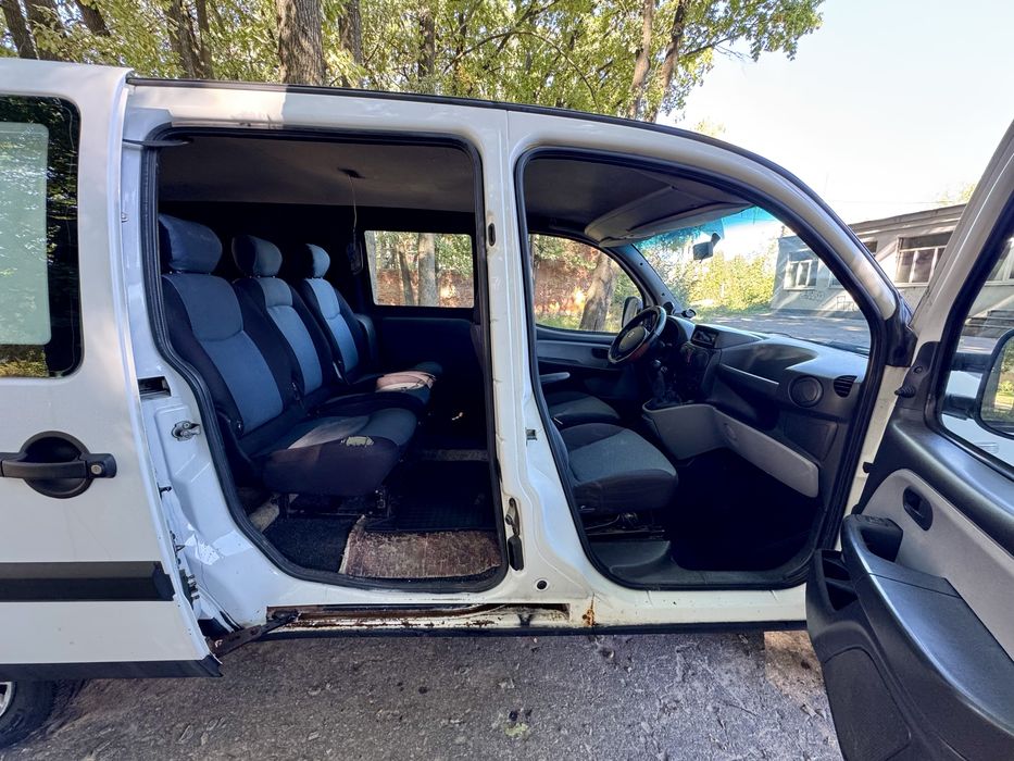 Продам автомобіль Fiat Doblo в MAXI базі 2007 р.в.