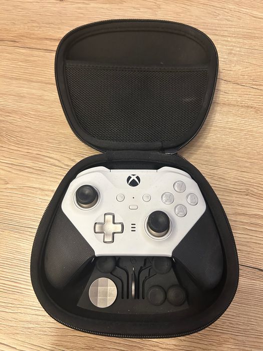Sprzedam konsole Xbox X