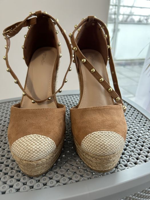 Buty espadryle na koturnie damskie