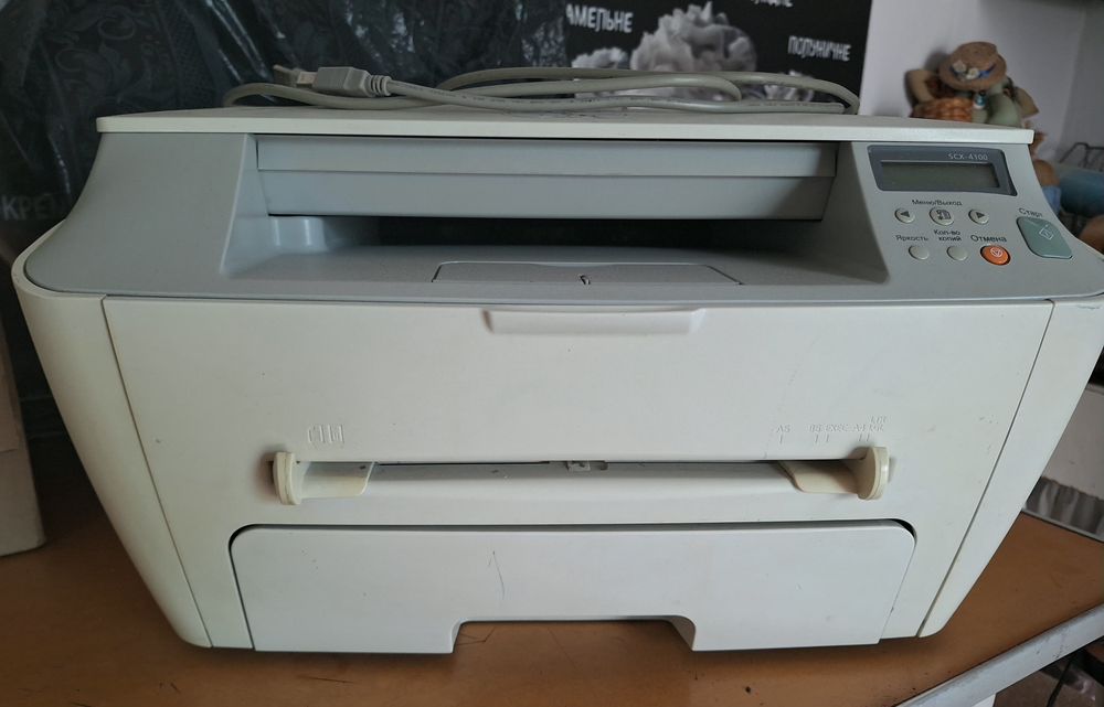 НЕДОРОГО Принтер/сканер/ксерокс Samsung SCX-4100