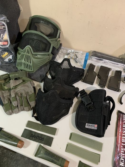Armas / Replicas de Airsoft - Vário Material e Equipamento Tático NOVO