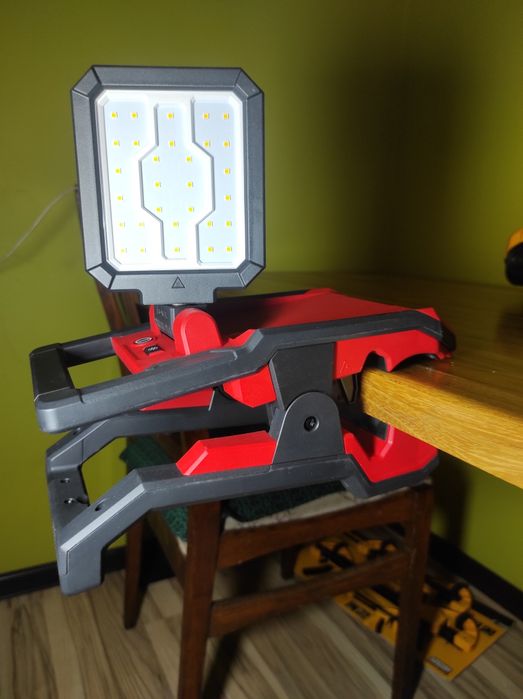 Milwaukee 2358-20 M18 - Акумуляторний LED-прожектор