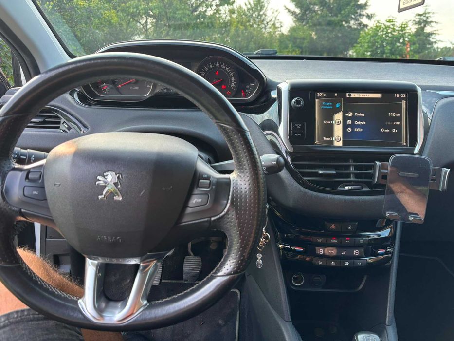 Peugeot 208 1.6 hdi