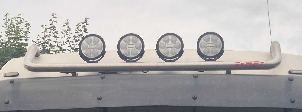 Orurowanie na dach MAN TGX + Halogeny LED z podświetleniem