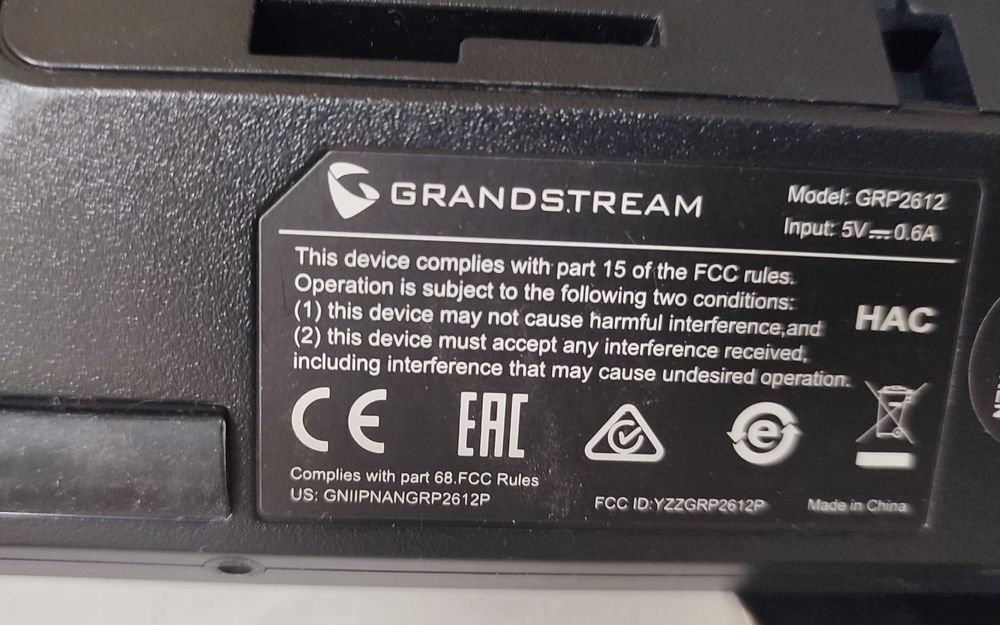 IP телефон Grandstream GRP2615 та GRP2612