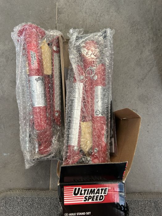 Cavaletes de Apoio para Automóvel Ultimate Speed 2T – Novos, Nunca Usados