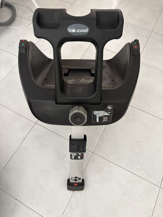 Carrinho bebé completo da Be Cool com suporte de carro