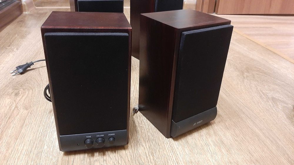 Колонки для ПК, акустическая система F&D R-215: 650 грн. - Акустичні ...