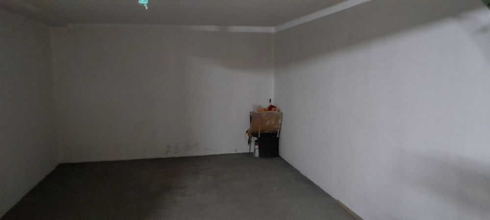 Venda de garagem com 25,4 m2 em Ponte de Lima