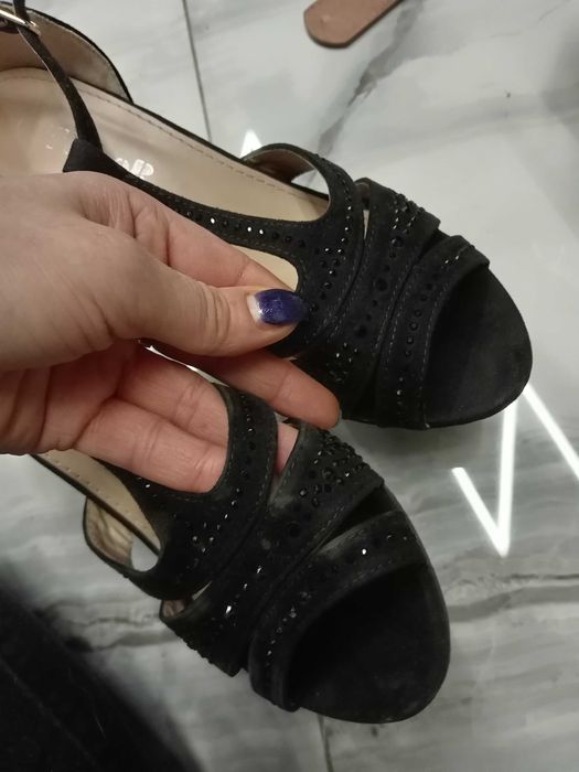 Szpilki buty damskie z cyrkoniami