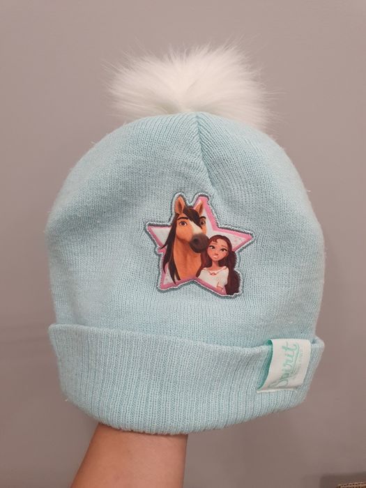 Гарненька зимова куртка на дівчинку