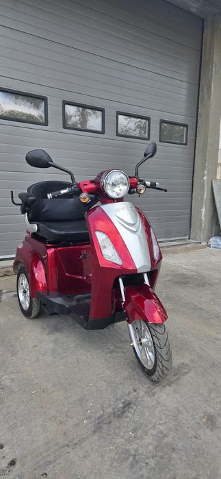 Wózek do pomocy w poruszanie się