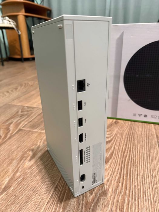 Microsoft Xbox Series S 512Gb, 2 геймпада, є аккаунт з EA FC 26 та ін.