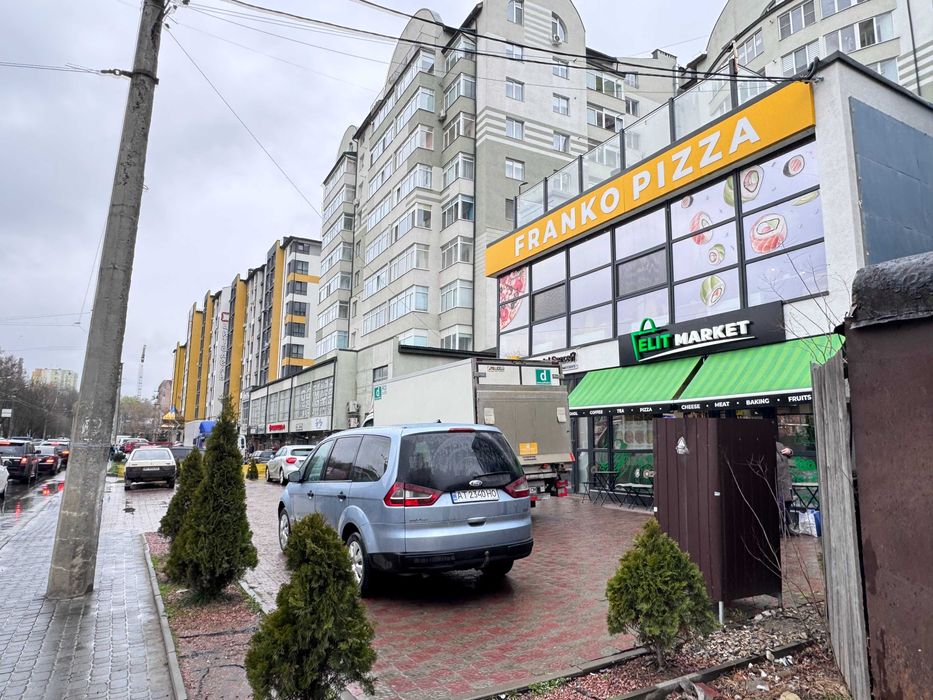 Оренда Комерц. Прим. Пасічна Тролейбусна (біля нової Поліклініки) А/О