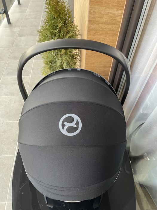 Cybex Cloud Z I-size Deep Black на гарантии