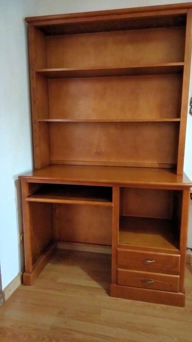 Secretaria / estante