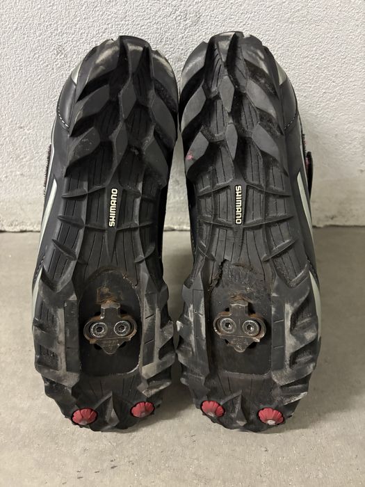 Sapatilhas Shimano BTT tamanho 42