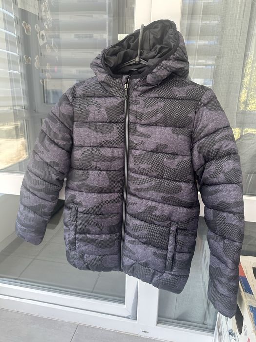 Куртка осінь/зима на хлопця