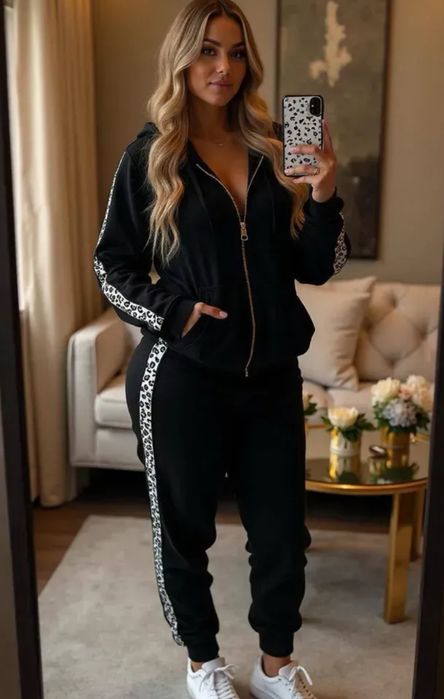 Костюм велюр НОВИЙ