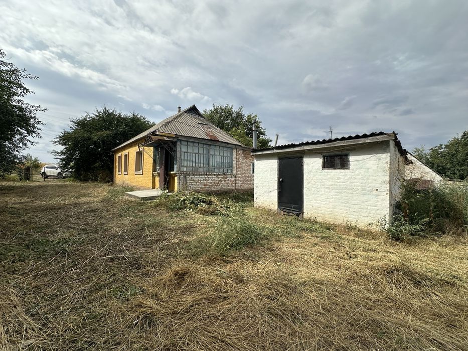 Продад будинка Черврне Заріччя приватний вихід до води озеро Супій