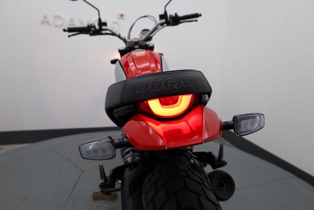 Ducati Scrambler Icon 2022 року