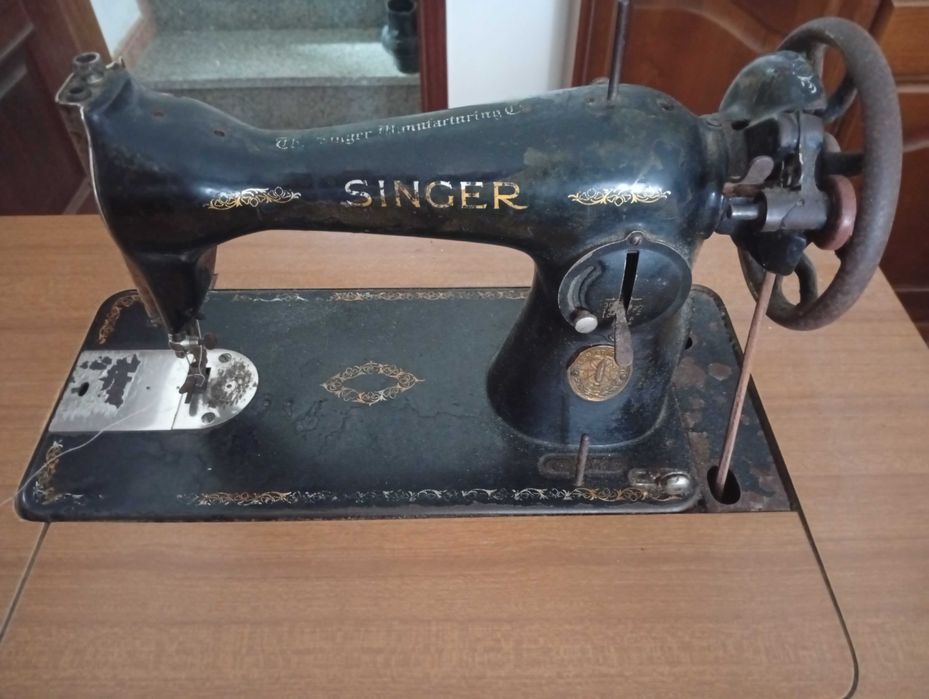 Máquina de costura SINGER