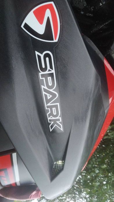 Продам  мотоцикл Spark