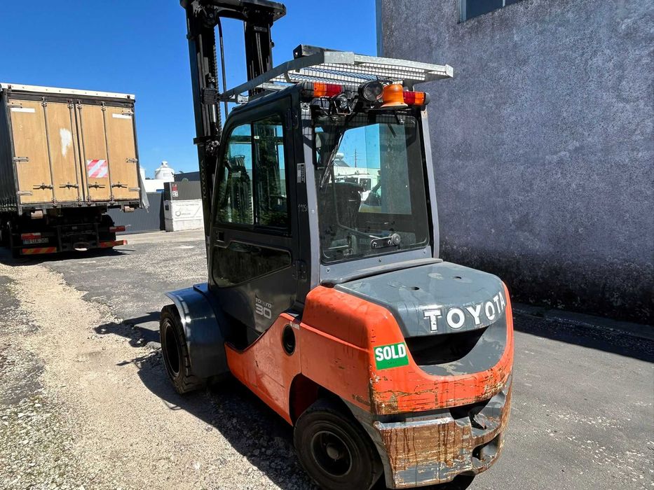 Empilhador Toyota 3 Ton 2016