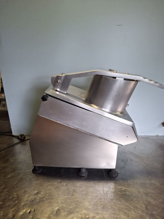 Szatkownica , jarzyniarka gastronomiczna 220V 550W