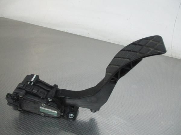 Pedal do acelerador VOLKSWAGEN Golf IV (1J1)
