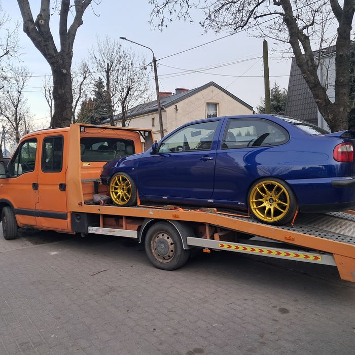 Laweta, pomoc drogowa, autolaweta, transport pojazdów